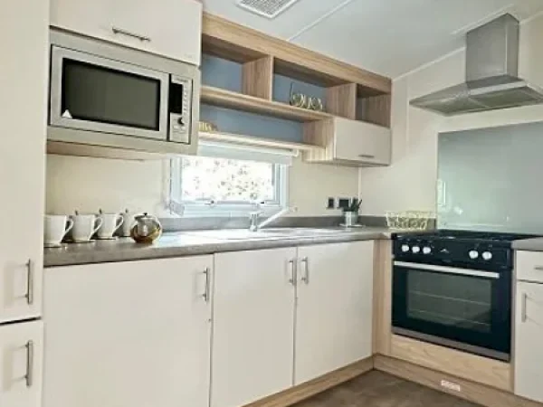 Willerby-Linwood-kitchen-c6b59d76