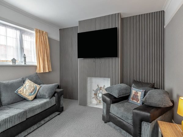 sandy lodge Front Room